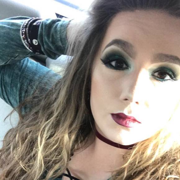 Meet your Posher, Taylor - Picture 9 of 11